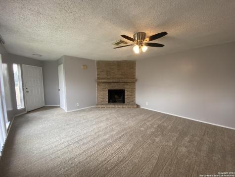 8459 Cranberry Hill San Antonio TX 78254