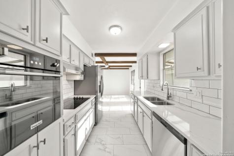 6106 Vance Jackson Road San Antonio TX 78230