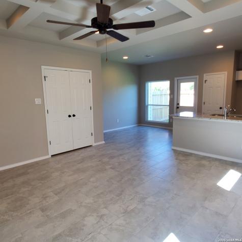8607 Valentina Way San Antonio TX 78245