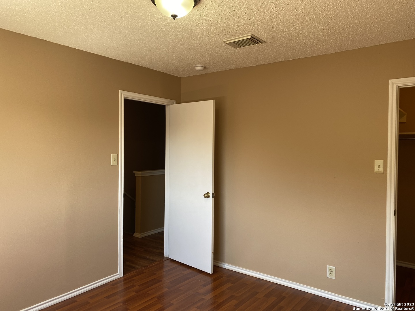 3643 Cameron Springs San Antonio TX 78244