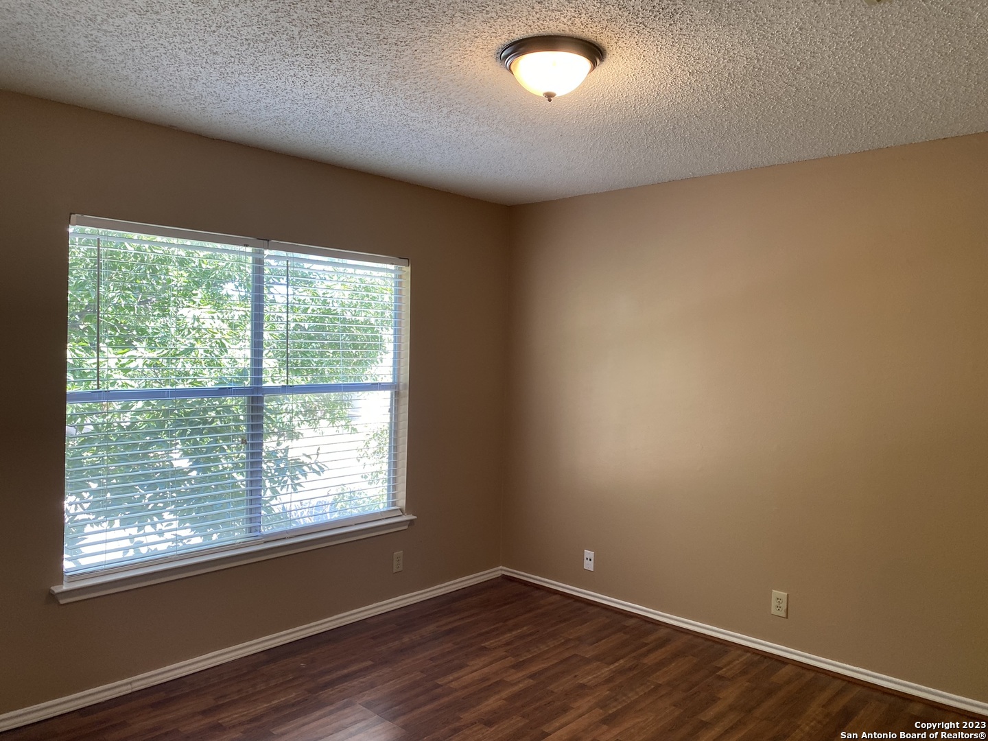 3643 Cameron Springs San Antonio TX 78244