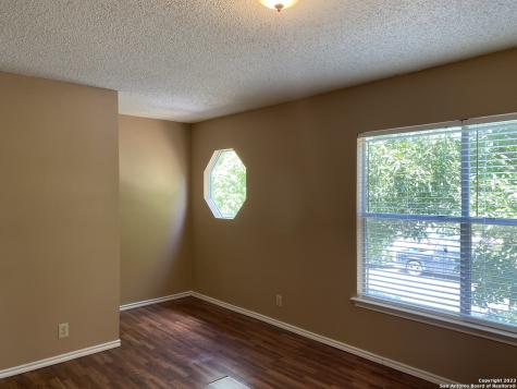 3643 Cameron Springs San Antonio TX 78244
