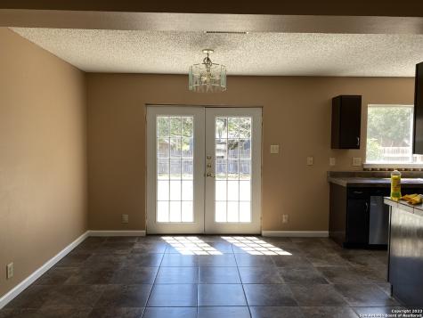 3643 Cameron Springs San Antonio TX 78244