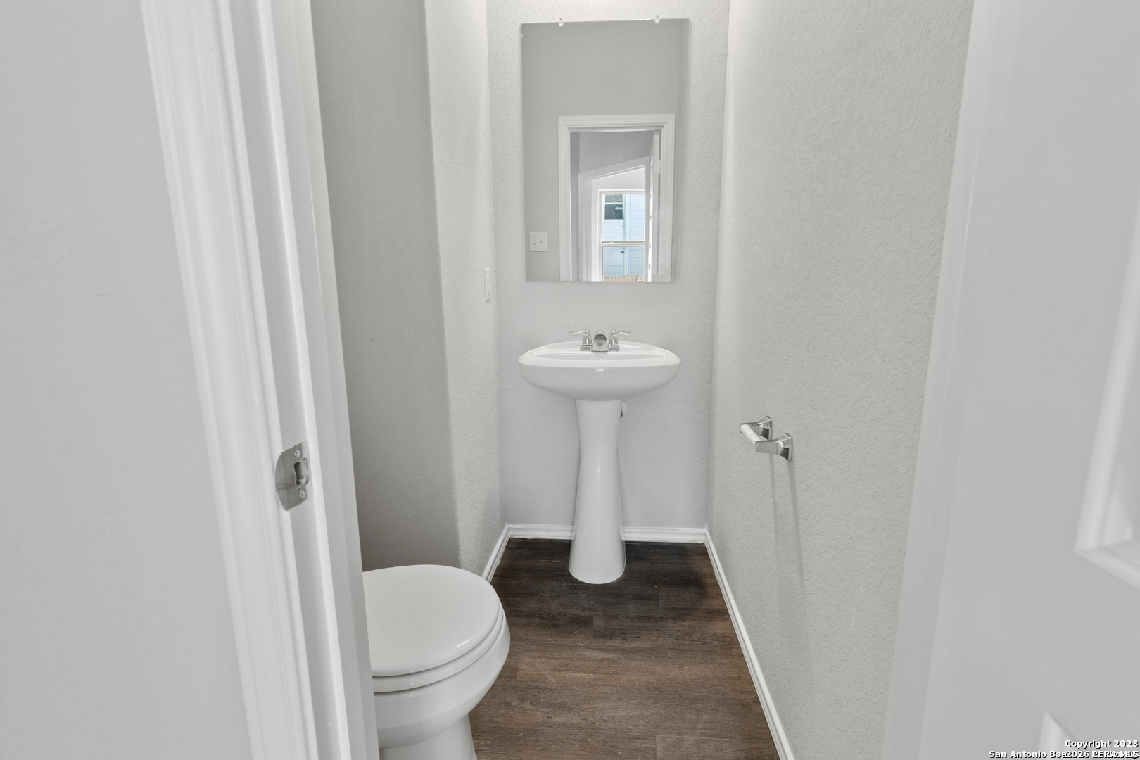 2434 Dry Moss San Antonio TX 78224