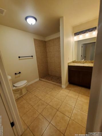 7539 W Dixon Road Somerset TX 78069