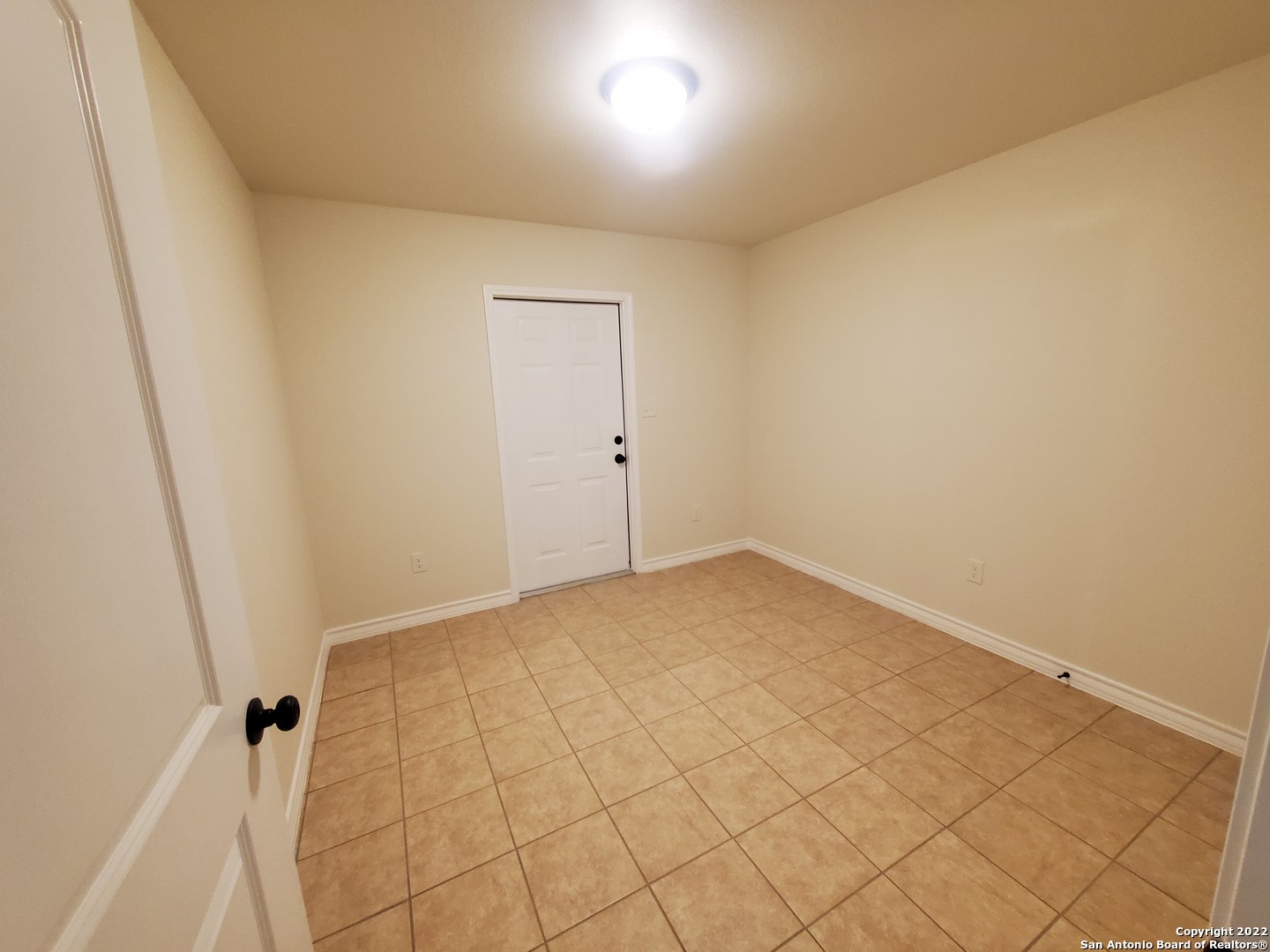 7539 W Dixon Road Somerset TX 78069