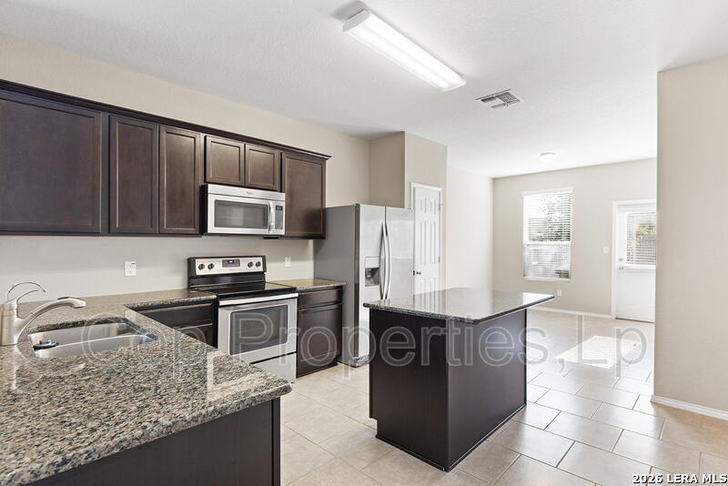 3811 Quiet Pine San Antonio TX 78154
