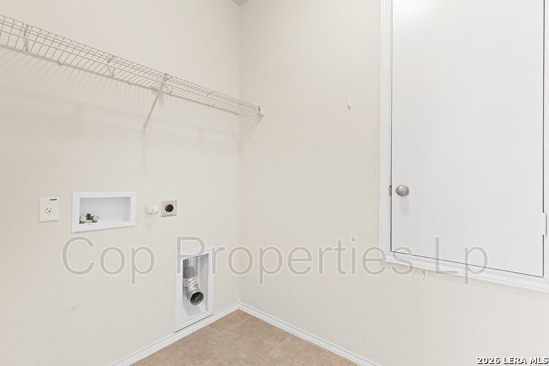 3811 Quiet Pine San Antonio TX 78154