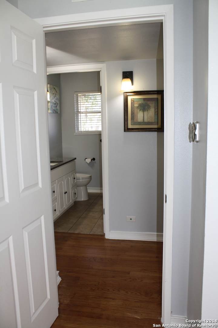 463 Sandalwood Lane San Antonio TX 78216