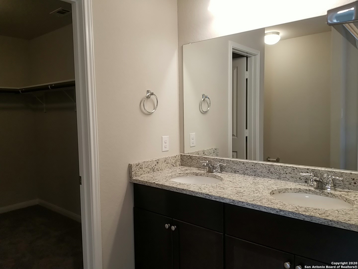 6114 Akin Place San Antonio TX 78261