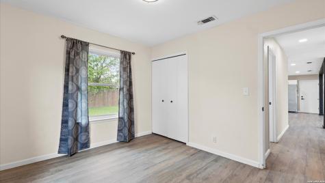 7222 Glen Haven San Antonio TX 78239