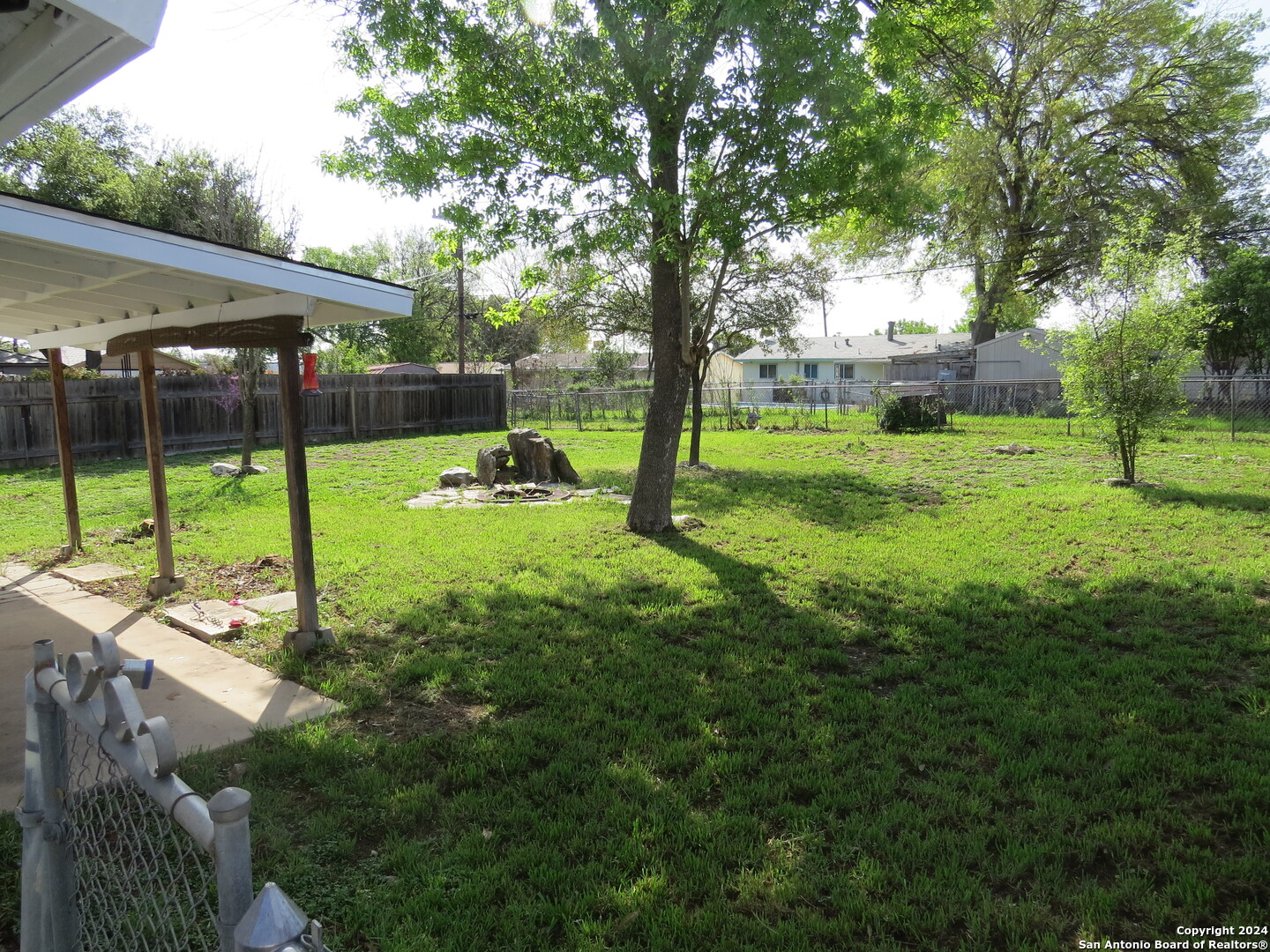 842 Horseshoe Trail Universal City TX 78148