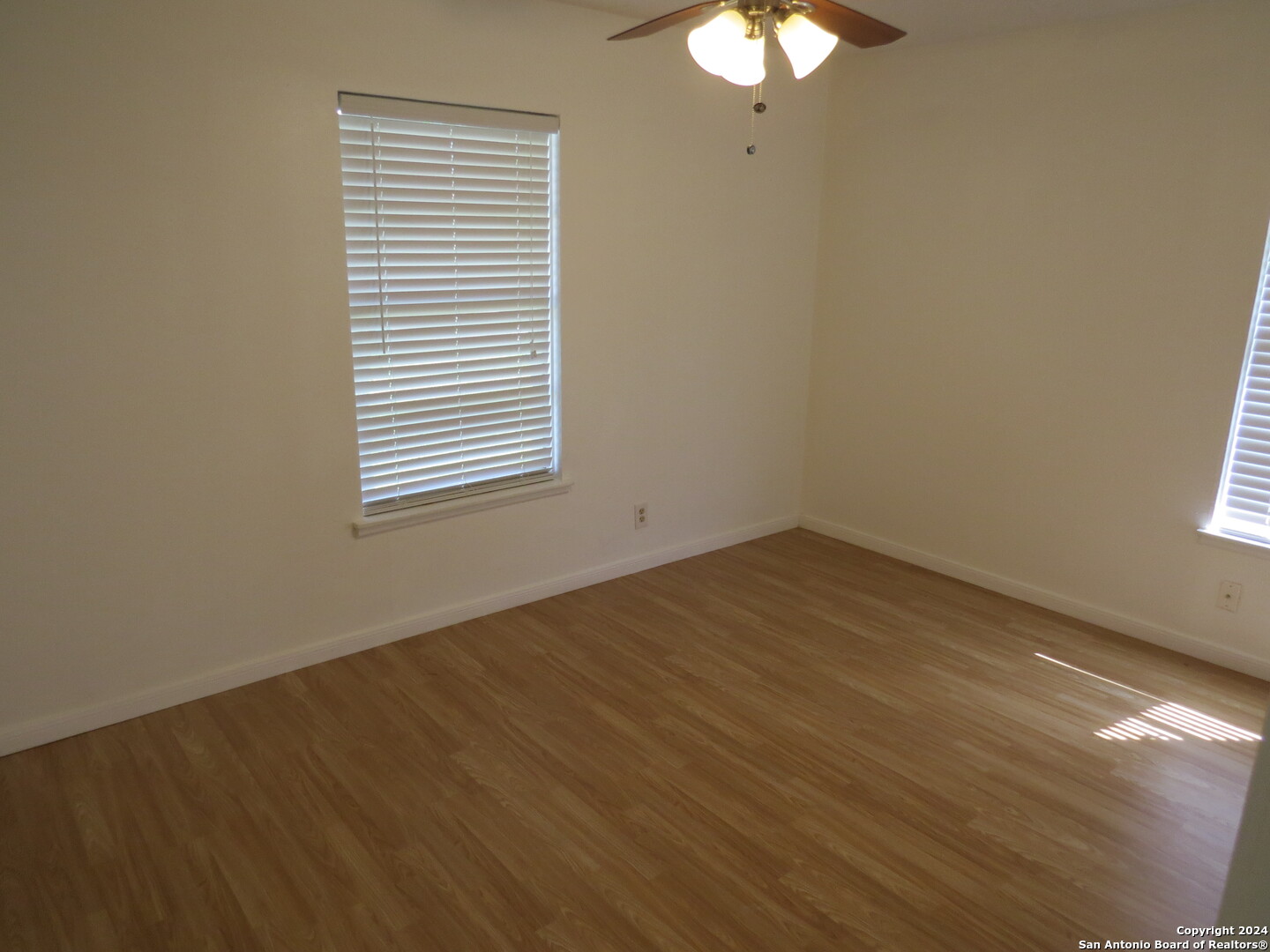 842 Horseshoe Trail Universal City TX 78148