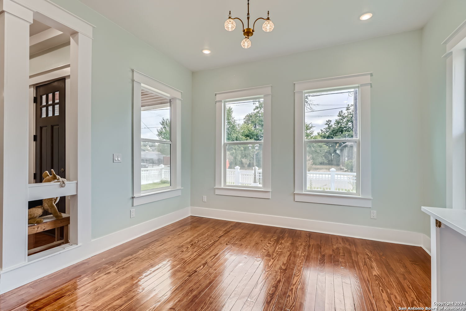 515 W Highland San Antonio TX 78210