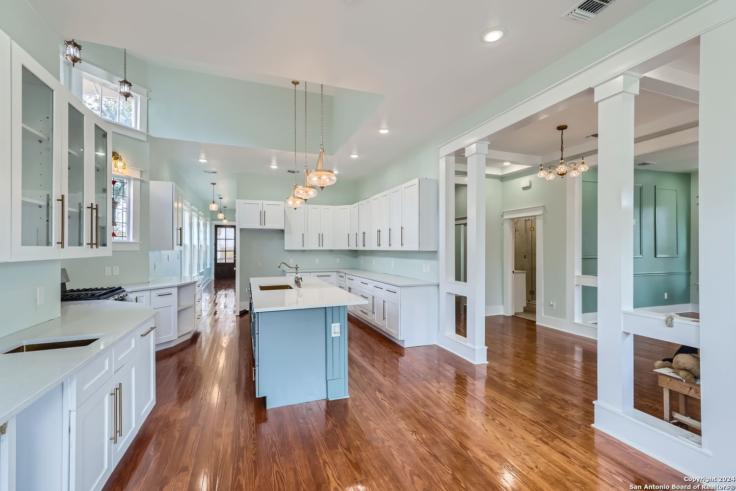 515 W Highland San Antonio TX 78210