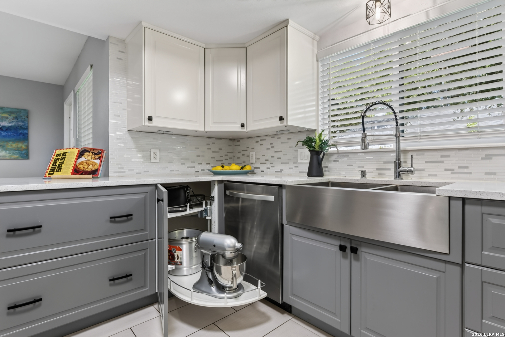 911 Silver Spruce Street San Antonio TX 78232