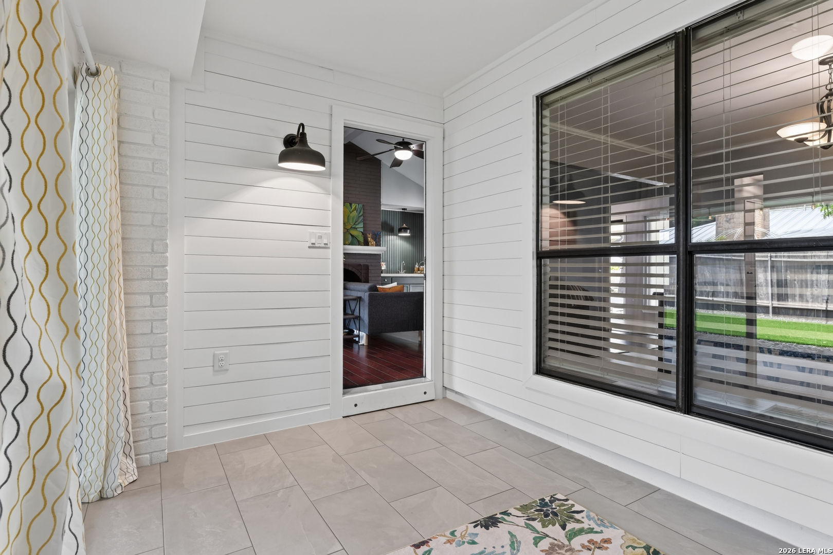 911 Silver Spruce Street San Antonio TX 78232