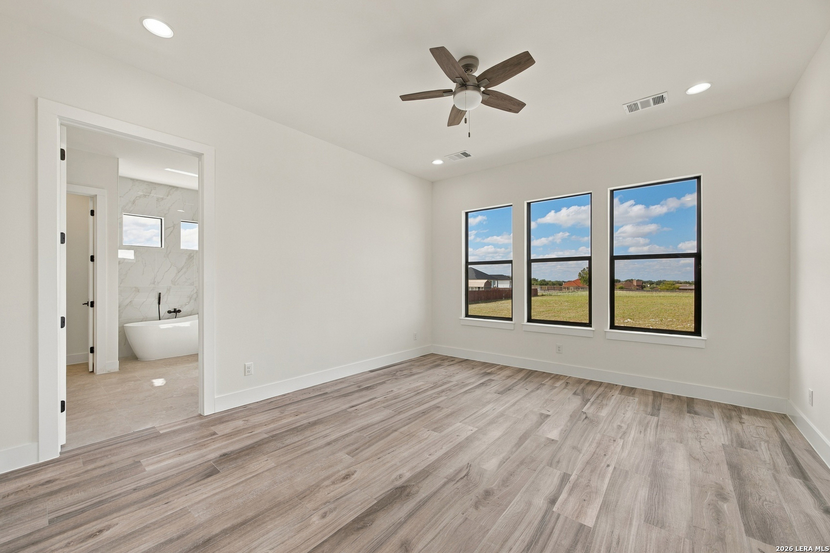 108 Abrego Trail Floresville TX 78114