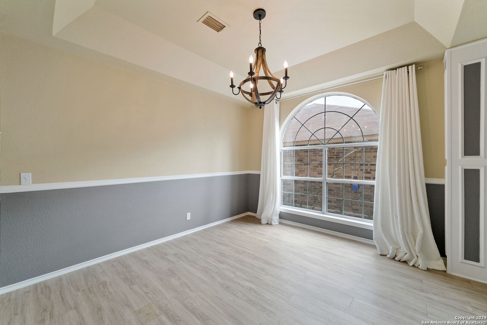 711 Arch Stone San Antonio TX 78258