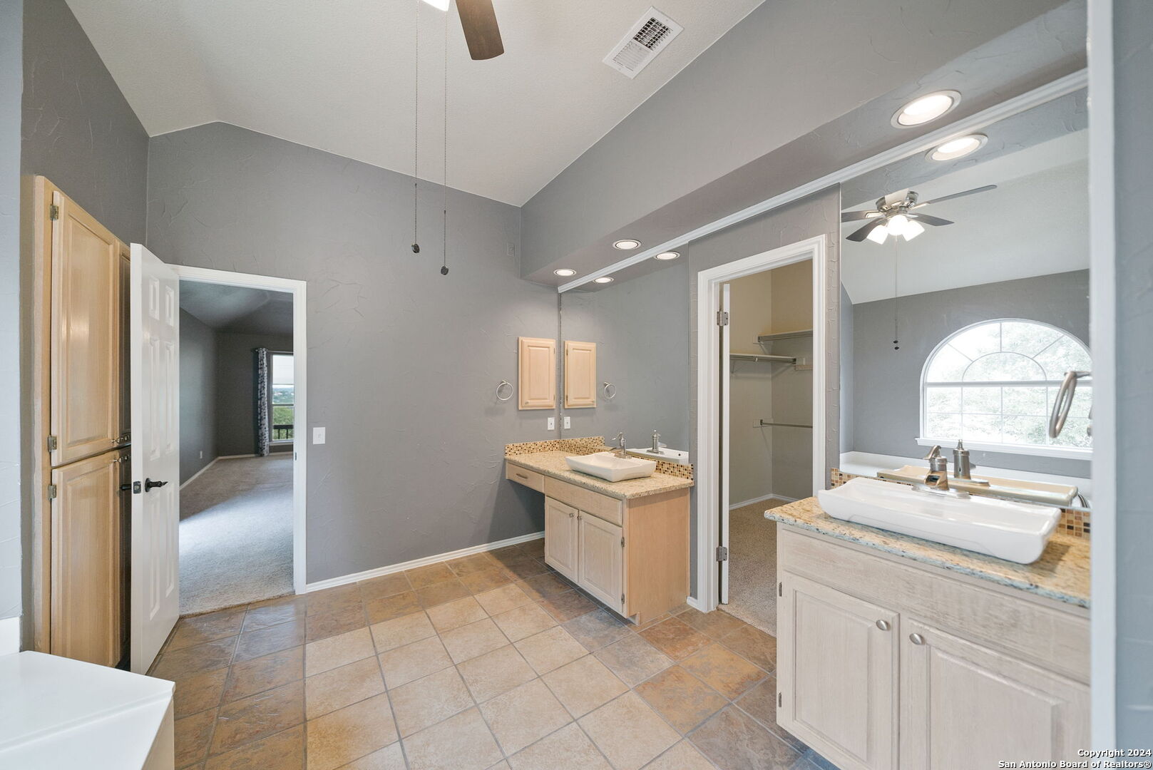 711 Arch Stone San Antonio TX 78258