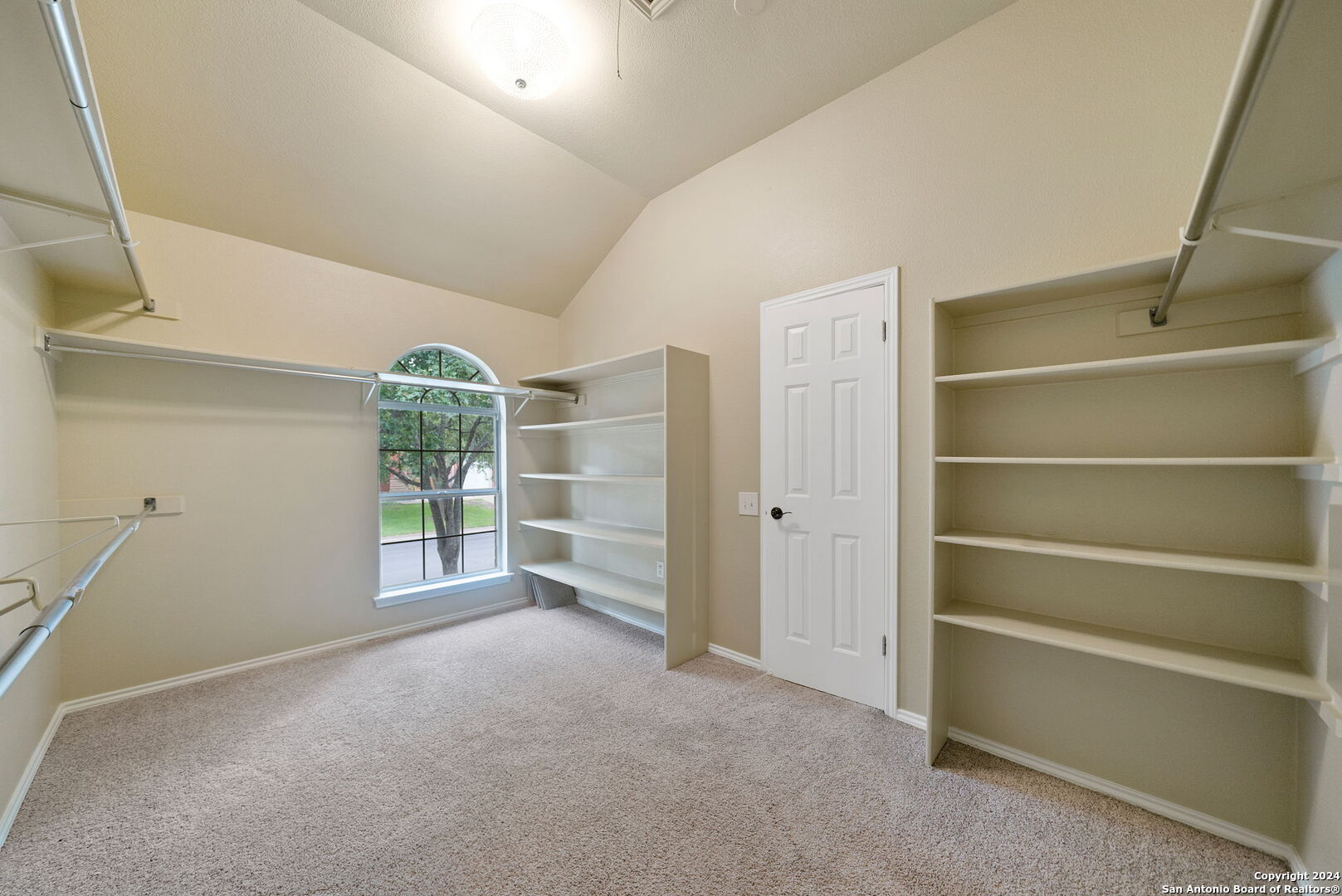 711 Arch Stone San Antonio TX 78258