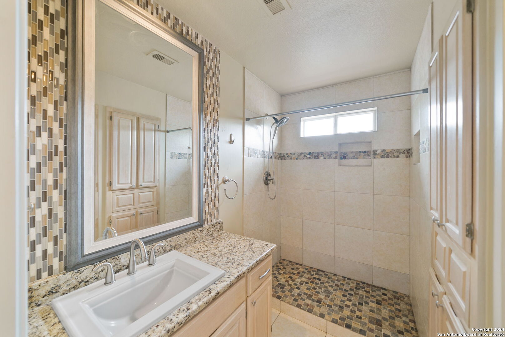 711 Arch Stone San Antonio TX 78258