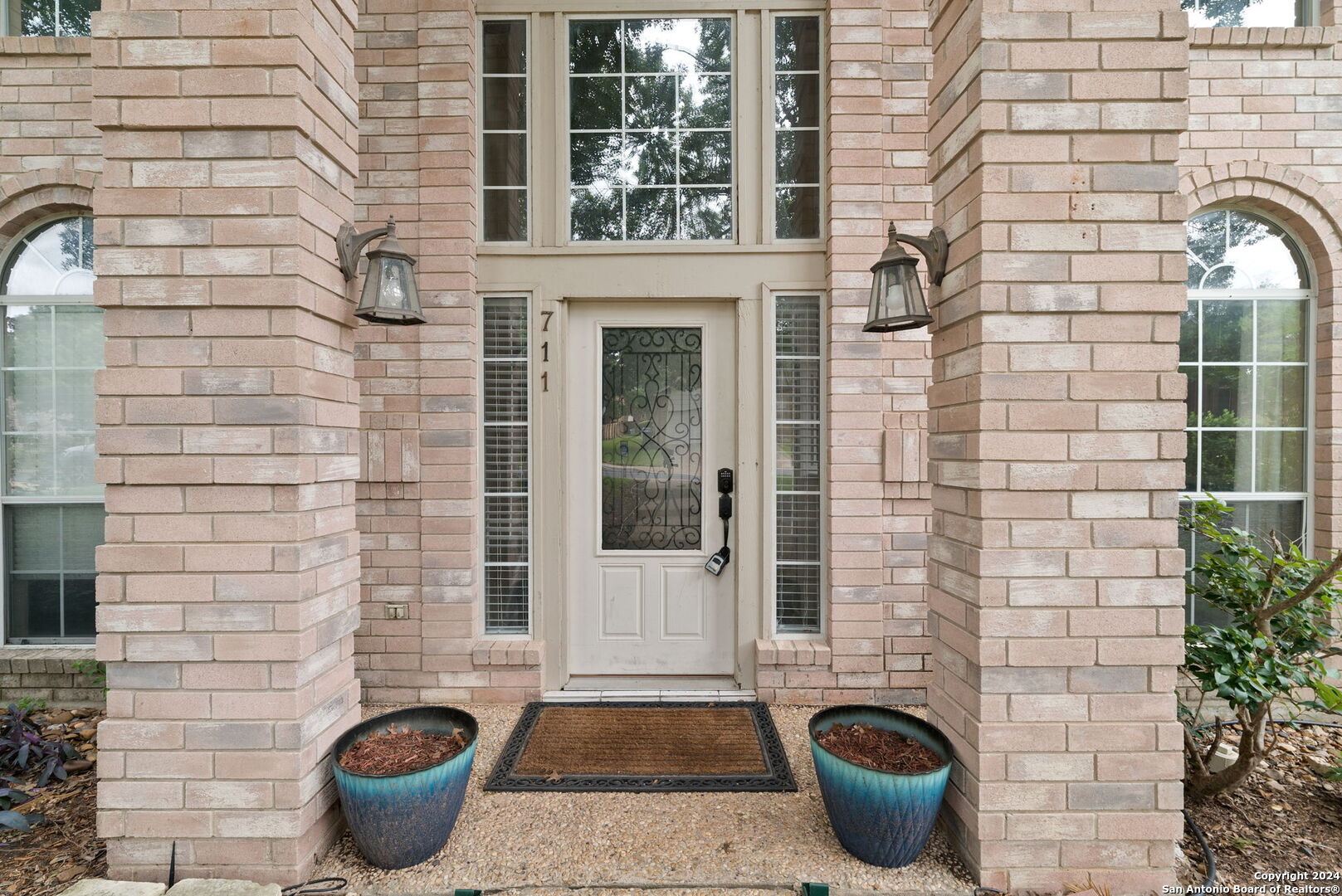 711 Arch Stone San Antonio TX 78258