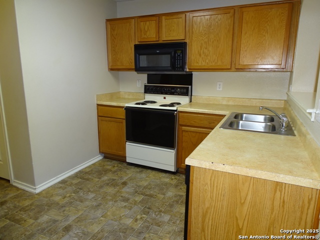 7226 Horizon Star San Antonio TX 78252