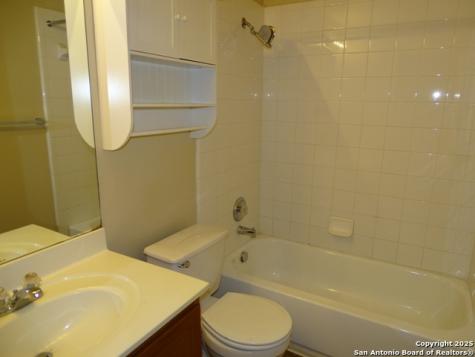 7226 Horizon Star San Antonio TX 78252