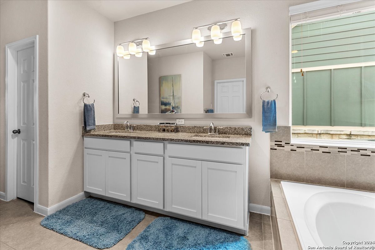 8722 Luckside Schertz TX 78154