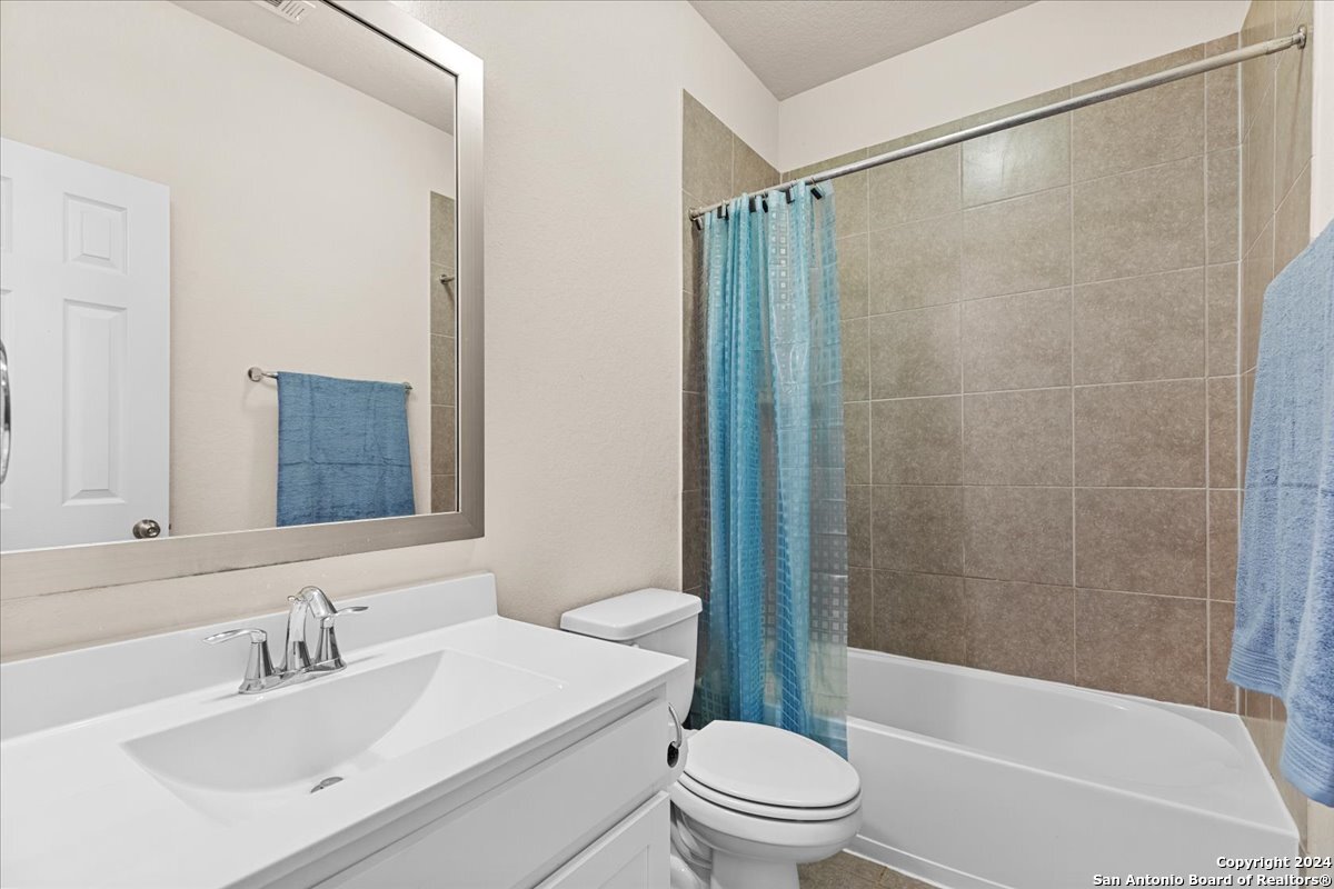 8722 Luckside Schertz TX 78154
