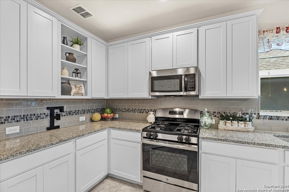 8722 Luckside Schertz TX 78154