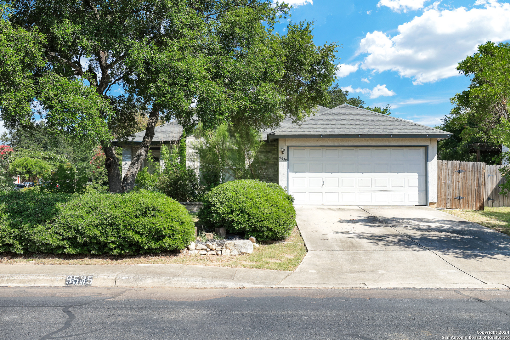 9535 Andrew Point San Antonio TX 78251