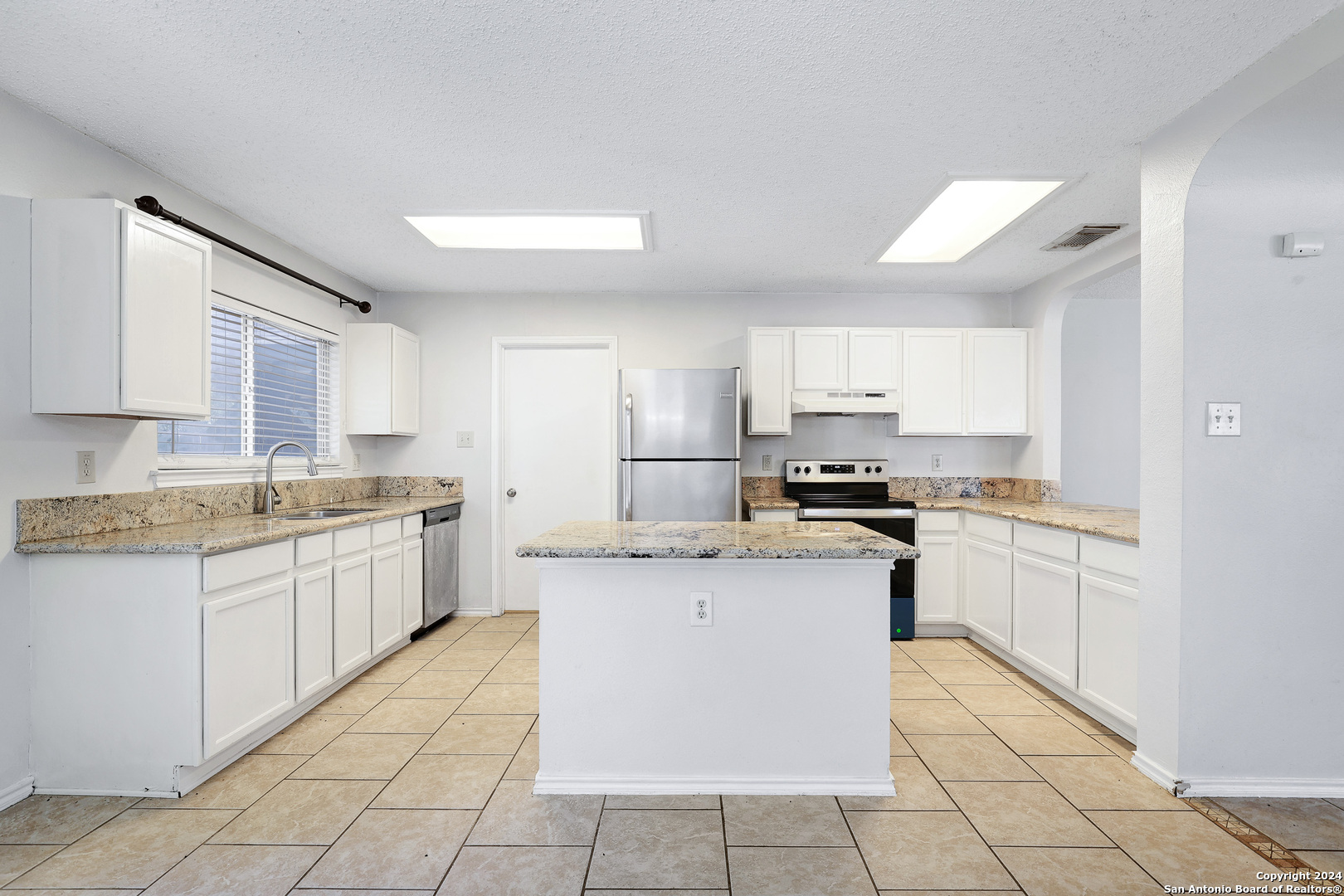 9535 Andrew Point San Antonio TX 78251