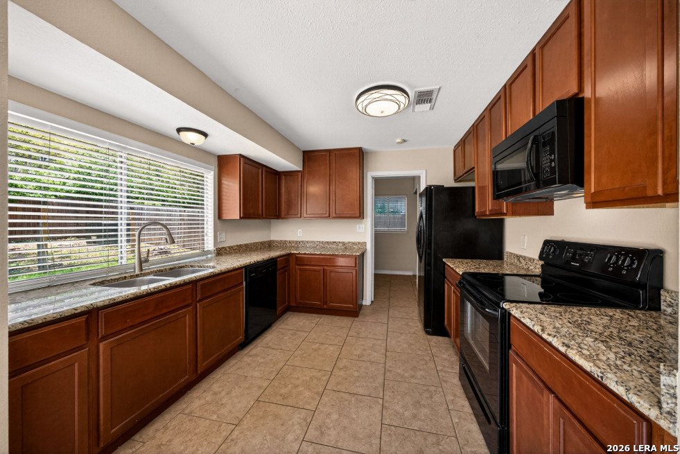 6222 Fort Maddin San Antonio TX 78233