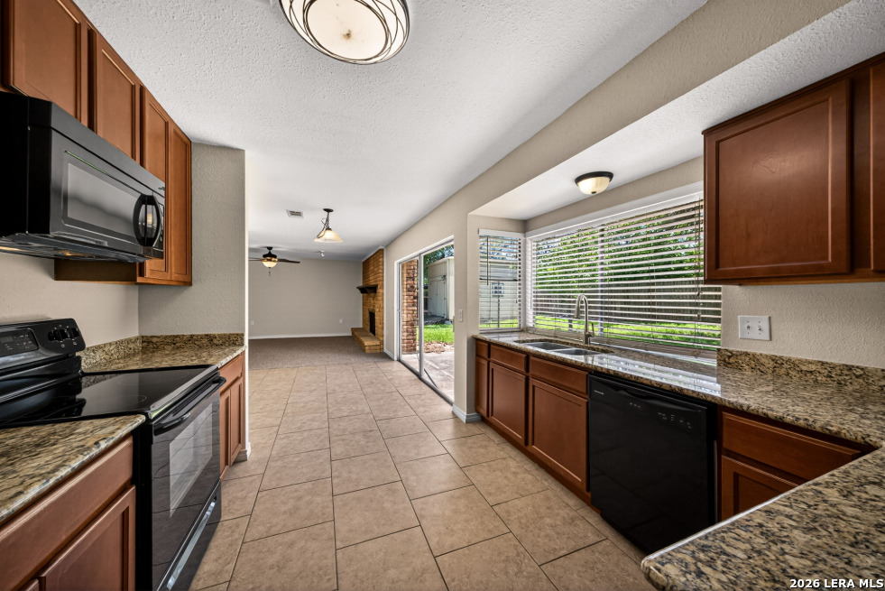 6222 Fort Maddin San Antonio TX 78233