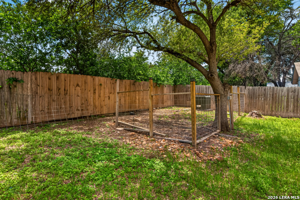 6222 Fort Maddin San Antonio TX 78233