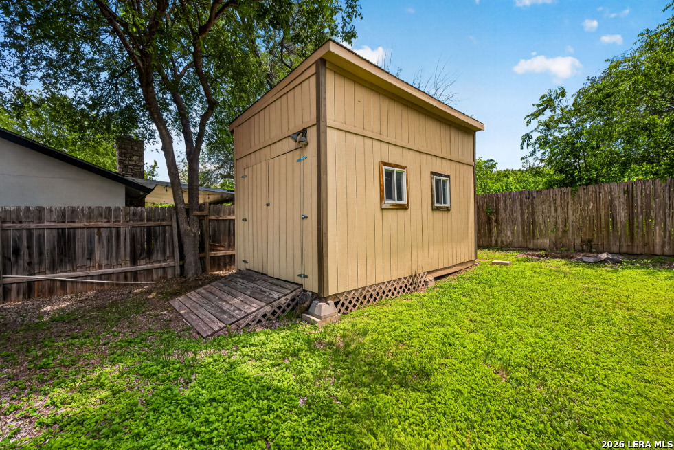 6222 Fort Maddin San Antonio TX 78233