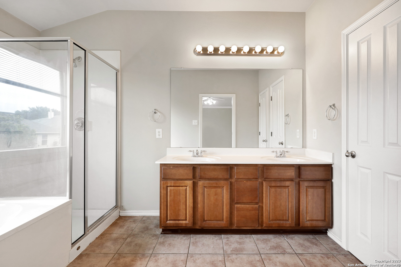 735 Park Point San Antonio TX 78253