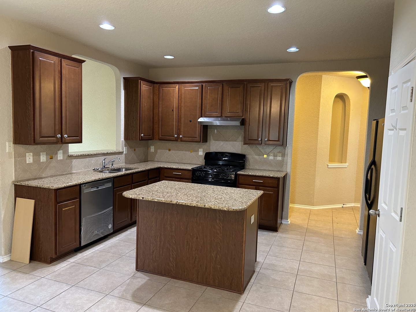 6207 Palmetto Way San Antonio TX 78253