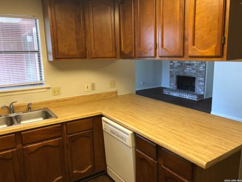 7220 Rimwood Live Oak TX 78233