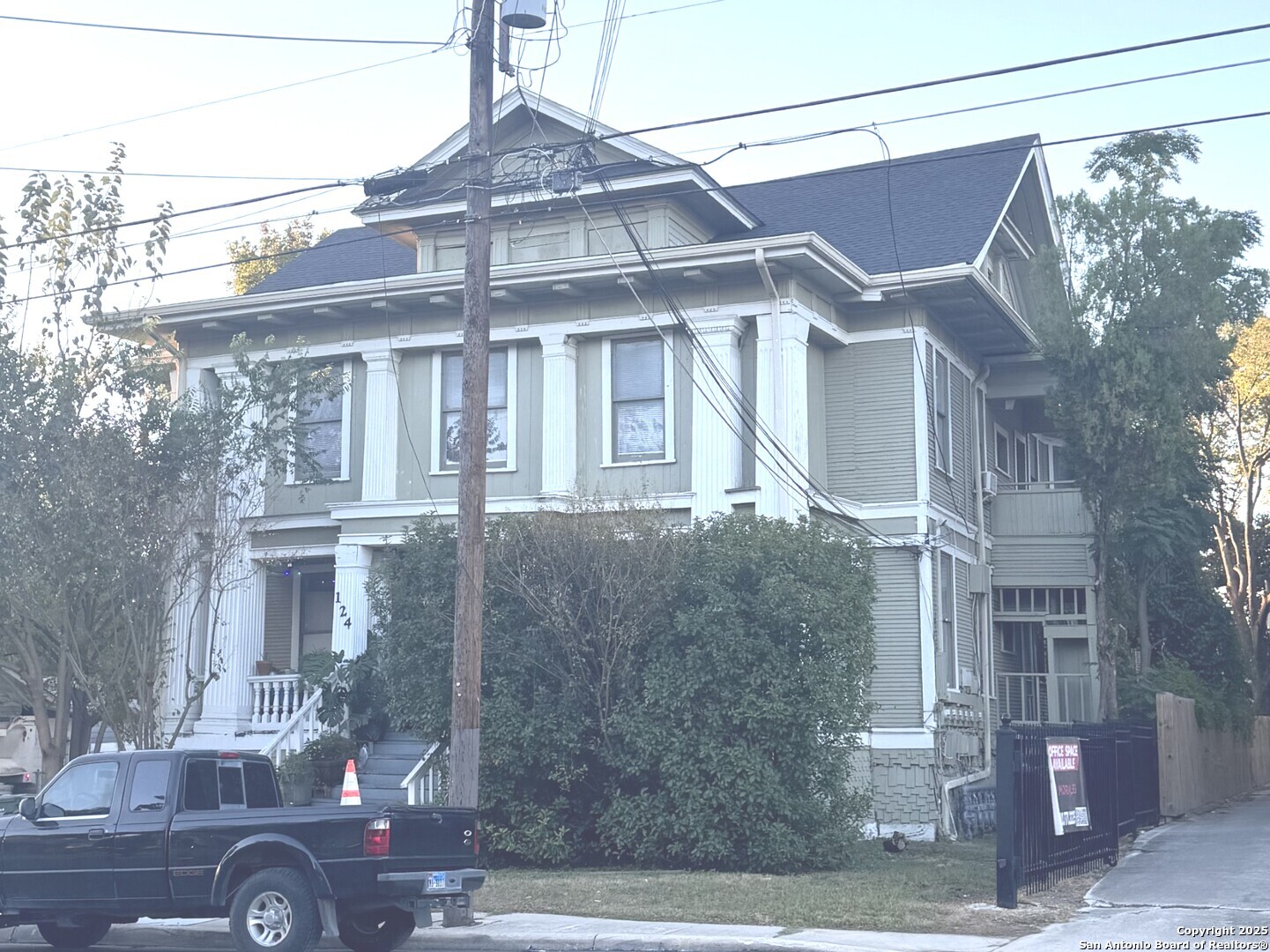 1021 Ogden San Antonio TX 78212