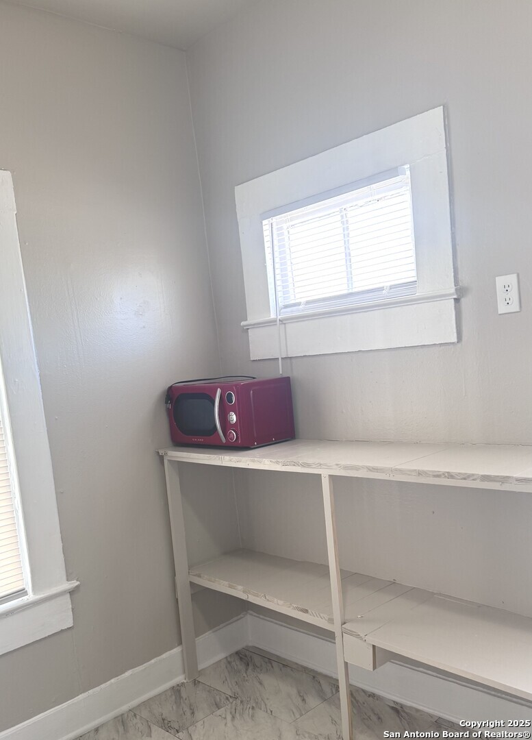 1021 Ogden San Antonio TX 78212