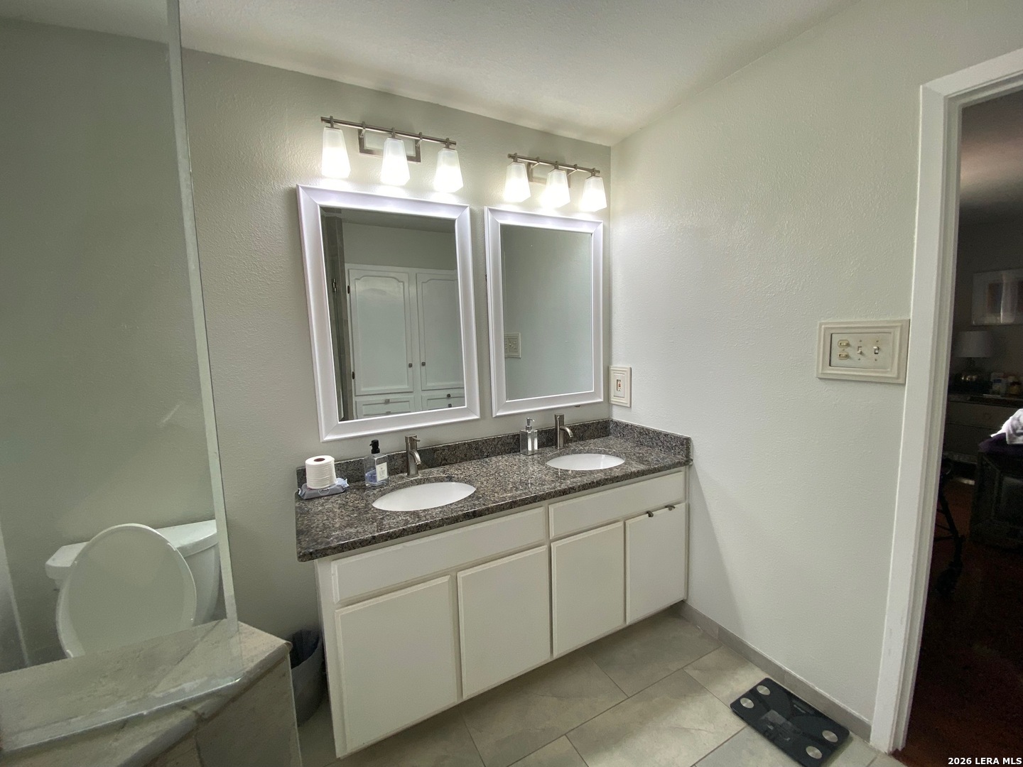 4534 Western Pine Woods San Antonio TX 78249