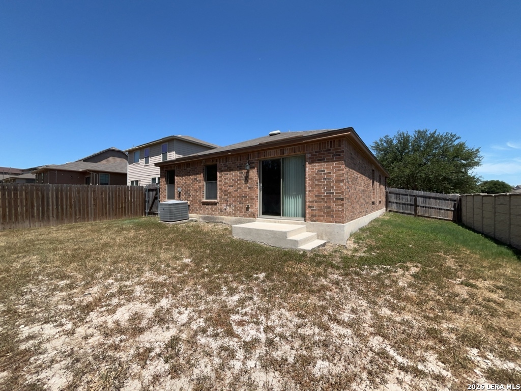 1051 Sundance Fort San Antonio TX 78245