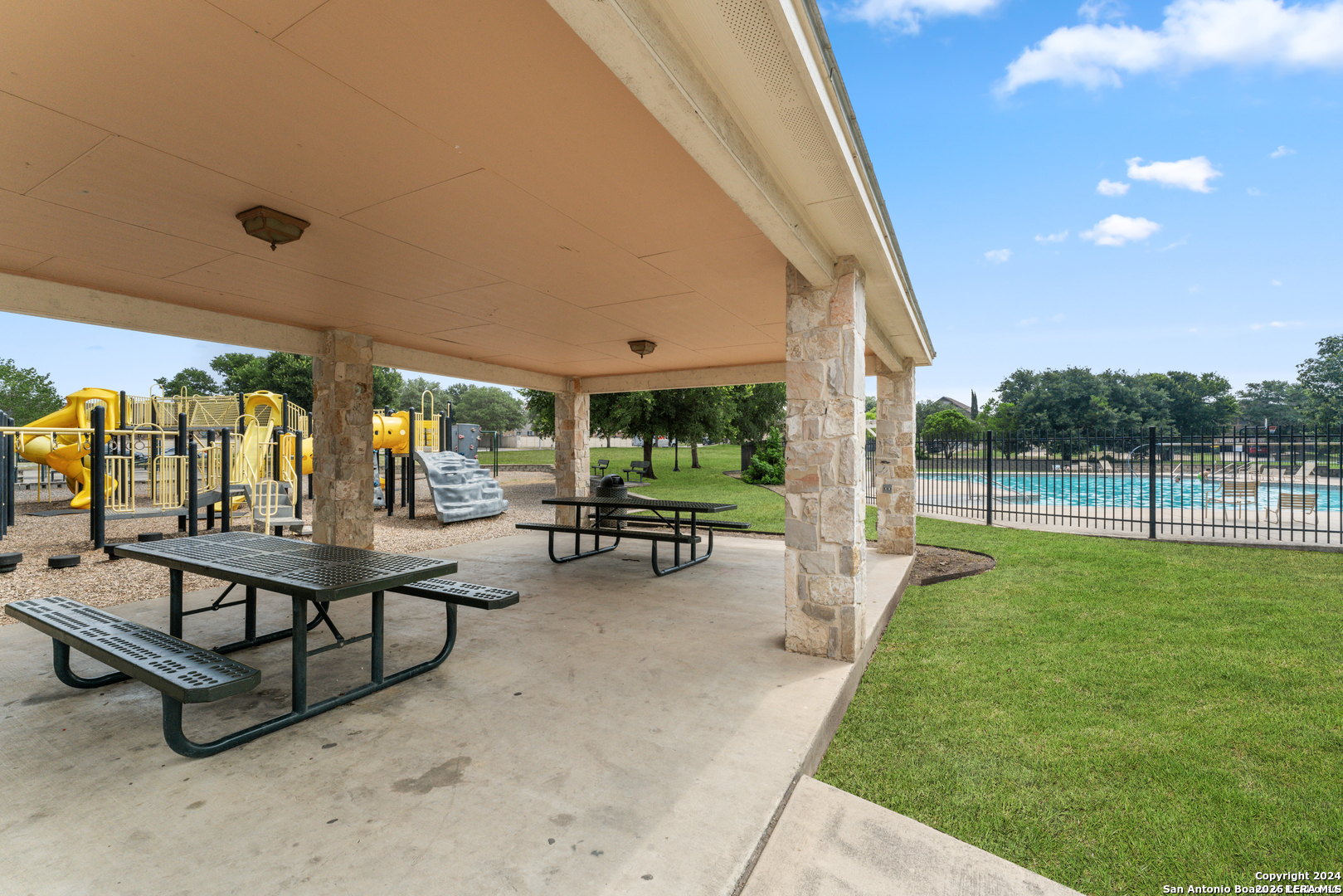 1051 Sundance Fort San Antonio TX 78245