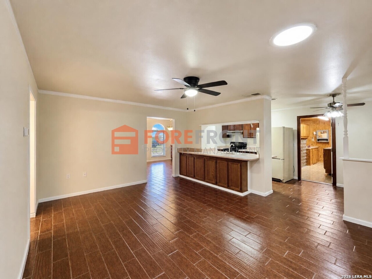 7845 Village Oak Live Oak TX 78233