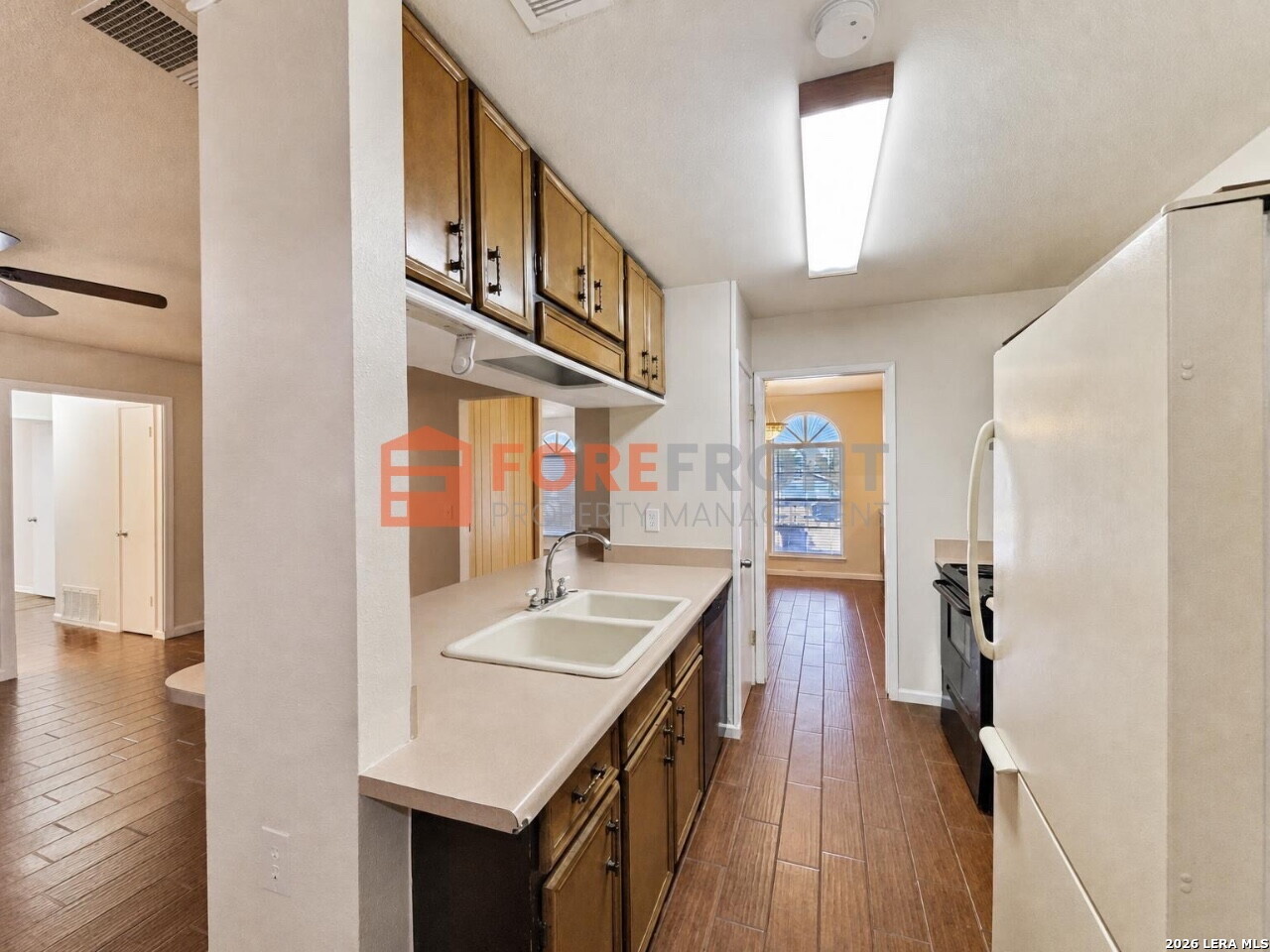 7845 Village Oak Live Oak TX 78233