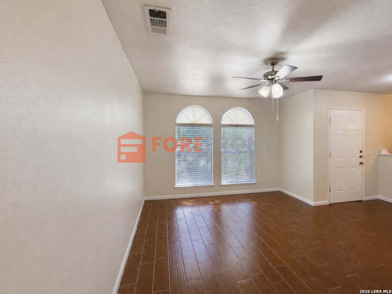 7845 Village Oak Live Oak TX 78233