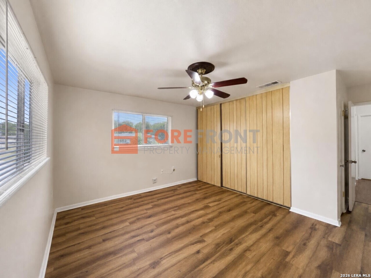 7845 Village Oak Live Oak TX 78233